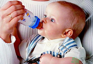 寶寶秋季腹瀉有哪些癥狀？寶寶秋季腹瀉的食譜推薦