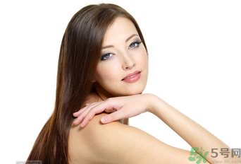 為什么秋季季容易脫發(fā)？秋季脫發(fā)嚴(yán)重怎么辦？