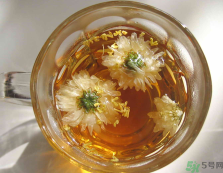 羅漢果可以和菊花一起泡水喝嗎？羅漢果菊花茶的做法及營(yíng)養(yǎng)價(jià)值