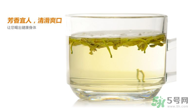 金銀花可以和羅漢果一起泡水喝嗎？羅漢果金銀花茶功效及做法