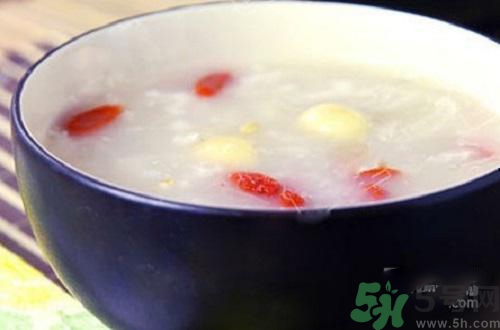 秋天喝什么粥比較好？秋天喝粥的好處