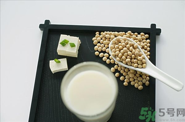 經常喝豆?jié){會胖嗎?一個豆?jié){的熱量是多少 經常喝豆?jié){會胖嗎?一個豆?jié){的熱量是多少