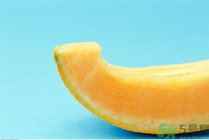 哈密瓜榨汁要加水嗎？哈密瓜榨汁搭配什么？