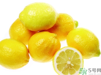 青檸檬好還是黃檸檬好？青檸和黃檸的區(qū)別