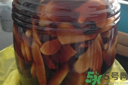 每天吃三片醋泡姜有什么好處？生姜泡醋的作用有哪些？