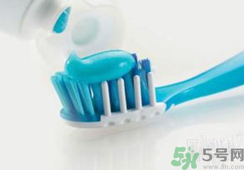 牙齒矯正后怎么刷牙？牙齒矯正后注意事項(xiàng)