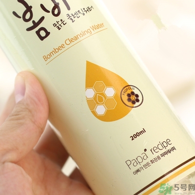 春雨卸妝水好用嗎？春雨卸妝水怎么使用？