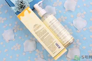 春雨卸妝水好用嗎？春雨卸妝水怎么使用？