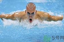 游泳能改善膝關(guān)節(jié)踝關(guān)節(jié)損傷嗎？游泳對膝關(guān)節(jié)炎有益嗎？