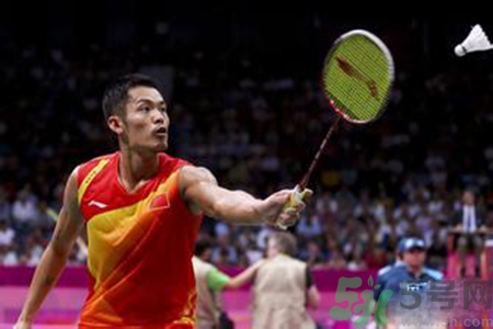 打羽毛球傷腰嗎？腰痛可以打羽毛球嗎？