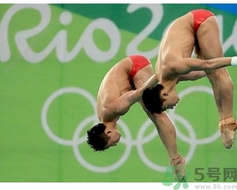 跳水運(yùn)動(dòng)員為什么跳水后要洗澡？跳水后為什么要洗澡