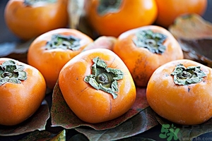 柿子裂開能吃嗎?裂開的柿子吃了會怎么樣 柿子裂開能吃嗎?裂開的柿子吃了會怎么樣