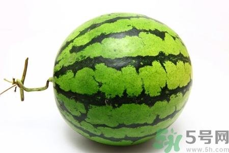 口腔潰瘍可以吃西瓜嗎？口腔潰瘍能不能吃西瓜？