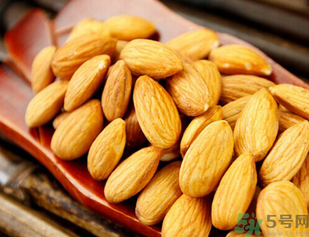 巴旦木吃多了會(huì)胖嗎？巴旦木吃多少合適？