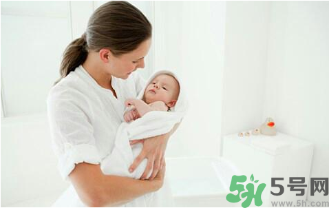 產(chǎn)后便秘怎么回事？產(chǎn)后便秘怎么辦？