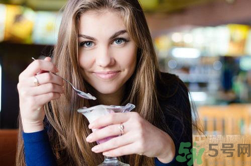 吃東西嘴巴苦是怎么回事？吃東西嘴巴苦是什么原因？