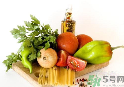 蔬菜是生吃好還是熟吃好？蔬菜生吃和熟吃哪個(gè)更有營養(yǎng)？