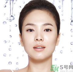 秋季皮膚怎樣補(bǔ)水？秋季皮膚補(bǔ)水小妙招