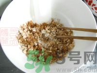 五仁月餅是哪五仁？五仁月餅是哪五種材料？