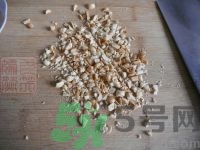 五仁月餅是哪五仁？五仁月餅是哪五種材料？