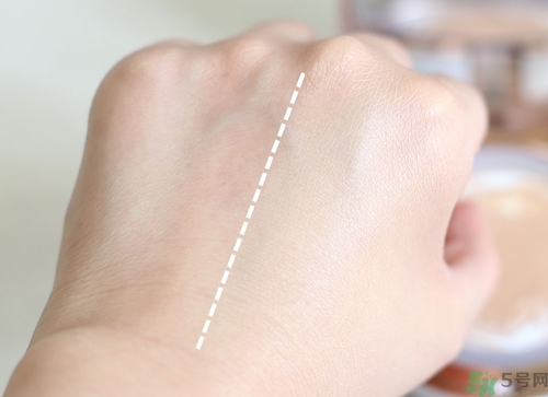 age20s粉底霜怎么樣？age20s粉底霜好用嗎？