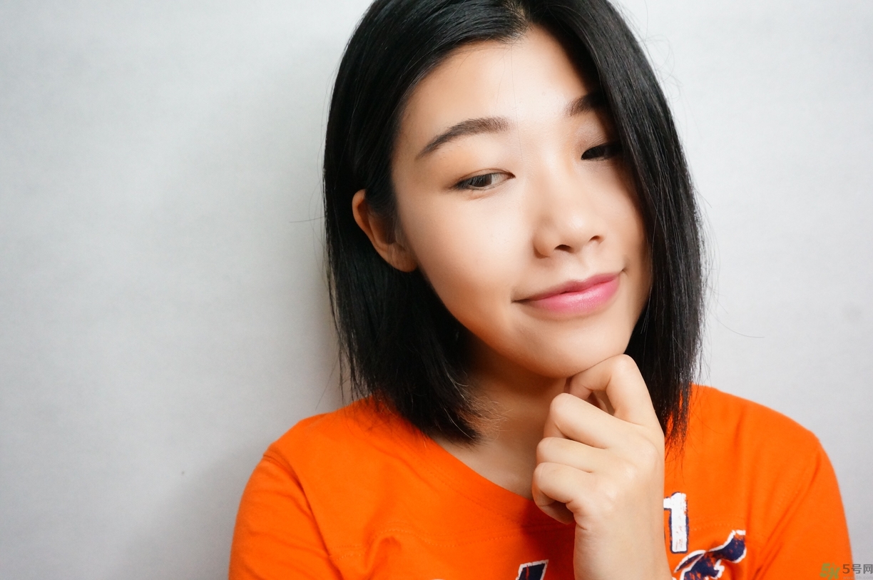 雅詩(shī)蘭黛晶透沁白淡斑精粹水怎么樣？雅詩(shī)蘭黛淡斑水好用嗎？