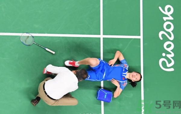 前十字韌帶斷裂可以參加比賽嗎？前十字韌帶斷裂怎么治療？