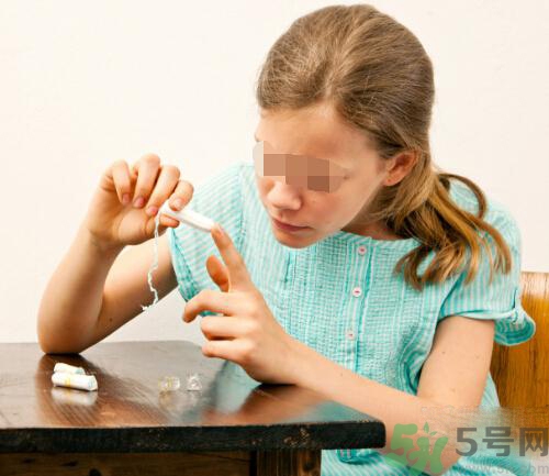 用衛(wèi)生棉條可以游泳嗎？游泳后要更換衛(wèi)生棉條嗎？