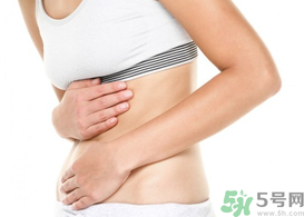 胃穿孔是什么原因引起的？胃穿孔有哪些癥狀？