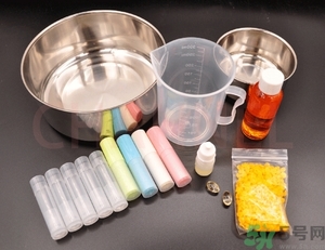 潤(rùn)唇膏怎么做？潤(rùn)唇膏自制方法