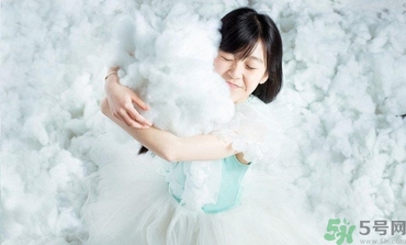 11歲女孩胸部發(fā)育正常嗎？11歲女生的標(biāo)準(zhǔn)胸圍是多少？