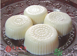 冰皮月餅怎么做好吃？冰皮月餅及餡兒的做法推薦