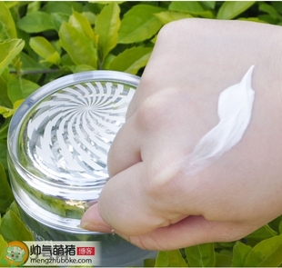 clio珂萊歐素顏霜真假怎么辨別?clio珂萊歐素顏霜真假辨別圖 clio珂萊歐素顏霜真假怎么辨別?clio珂萊歐素顏霜真假辨別圖