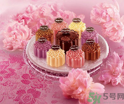 寶寶可以吃月餅嗎？寶寶吃月餅注意事項(xiàng)