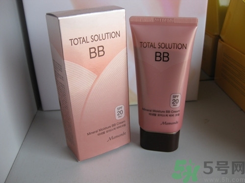 BB霜在臉上浮粉怎么辦?BB霜浮粉怎么辦 BB霜在臉上浮粉怎么辦?BB霜浮粉怎么辦