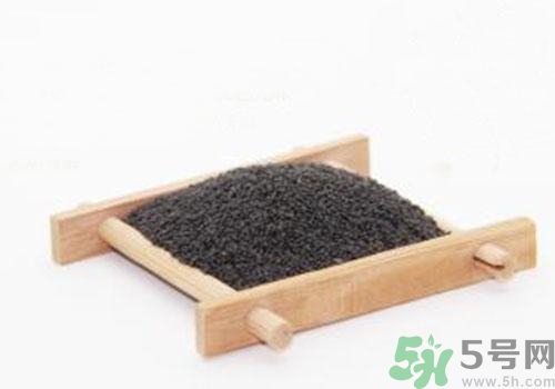 蘭香子的功效作用 蘭香子的營養(yǎng)價值和食用禁忌 蘭香子的功效作用 蘭香子的營養(yǎng)價值和食用禁忌