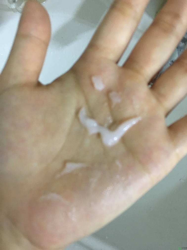 春雨和水光面膜哪個好？春雨面膜和水光面膜哪個好？