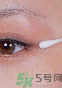 眼線怎么畫好看圖解？單眼皮怎么畫眼線好看？