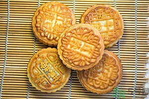 月餅熱量高嗎？吃月餅會胖嗎？