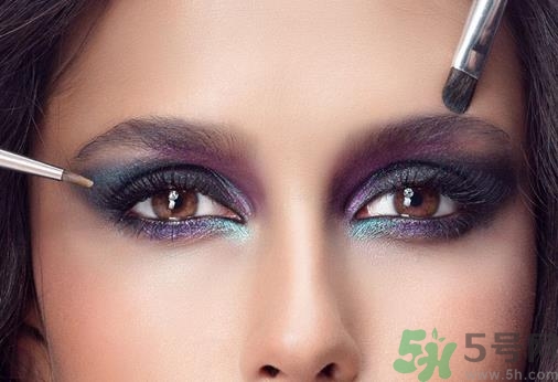 眼影能當(dāng)眉粉用嗎?眼影當(dāng)眉粉用可以嗎 眼影能當(dāng)眉粉用嗎?眼影當(dāng)眉粉用可以嗎