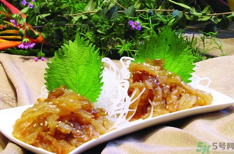 吃海蜇能喝啤酒嗎?吃海蜇喝啤酒會(huì)怎么樣? 吃海蜇能喝啤酒嗎?吃海蜇喝啤酒會(huì)怎么樣?