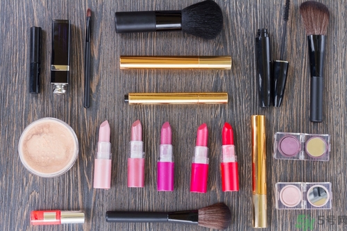 睫毛膏可以放冰箱嗎？睫毛膏放冰箱行嗎？