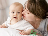 女人產(chǎn)后脫發(fā)是什么原因？產(chǎn)后脫發(fā)嚴重怎么辦？