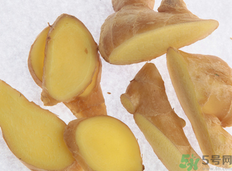 產(chǎn)后脫發(fā)吃什么好？治療產(chǎn)后脫發(fā)的小偏方