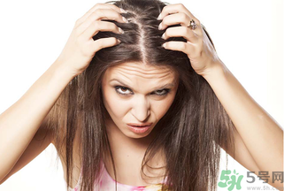 產(chǎn)后多久開始掉頭發(fā)？產(chǎn)后脫發(fā)會持續(xù)多久？