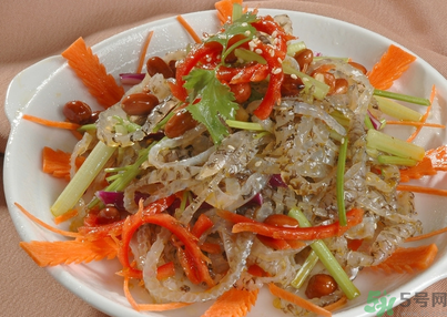 吃魚(yú)皮好嗎？魚(yú)皮怎么做好吃？