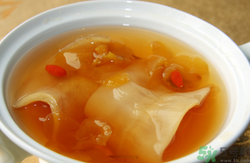 魚(yú)膠怎么燉不腥？魚(yú)膠的燉法推薦