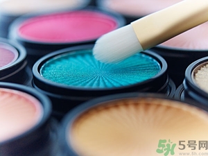 眼影可以當(dāng)眉粉用嗎？眼影可以當(dāng)鼻影用嗎？