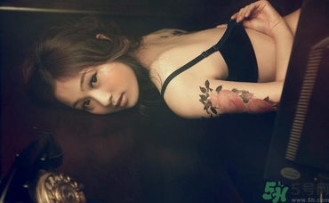 女生紋身紋哪兒比較好看？紋身可以徹底洗掉嗎？