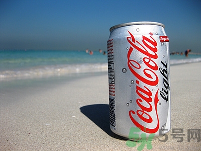 可樂(lè)過(guò)期10天還能喝嗎?可樂(lè)過(guò)期喝了會(huì)怎樣